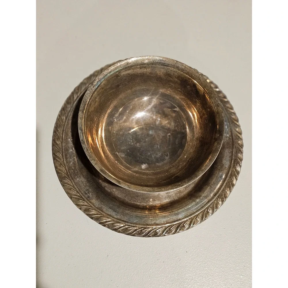 Vintage Oneida USA‎ Silver Plated Footed Bowl and Rope Edge Underplate Set